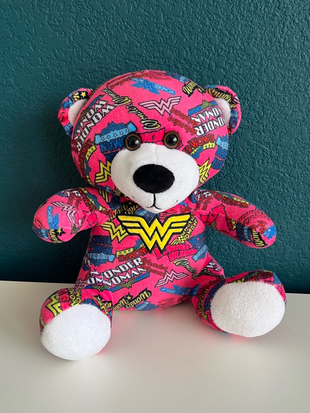 Six Flags Wonder Woman Teddy Bear Plush 15" Pink DC Comics Souvenir